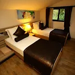 S3 Seahorse Club Hotel
