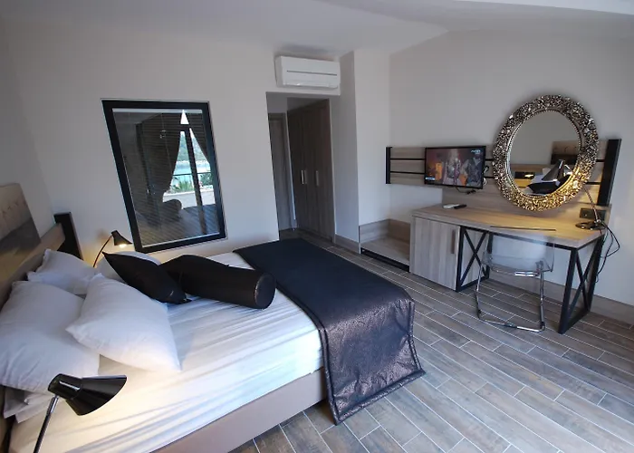 S3 Seahorse Club Hotell