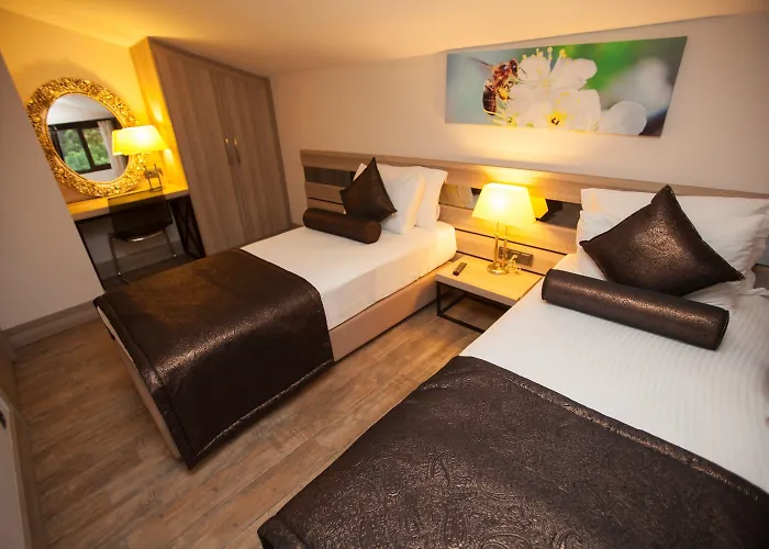 S3 Seahorse Club Hotell 3*