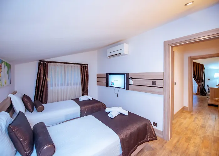 S3 Seahorse Club Hotel