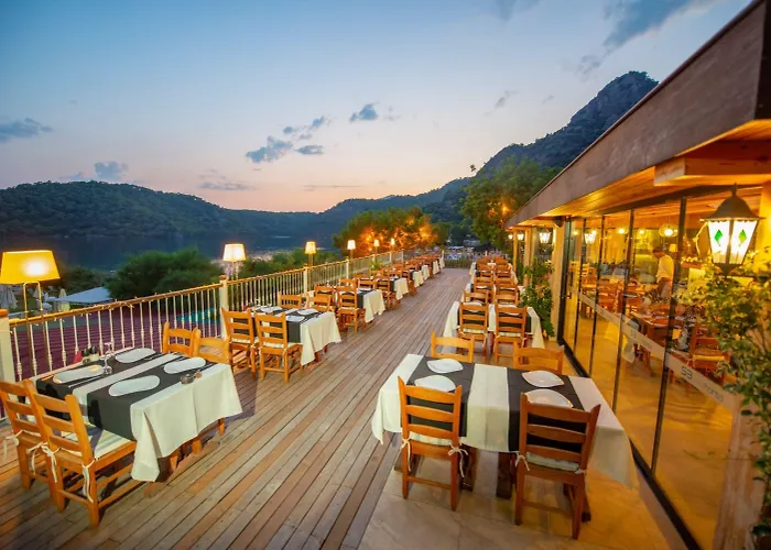 S3 Seahorse Club Hotel 3*