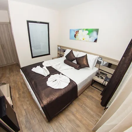 S3 Seahorse Club Hotel 3*