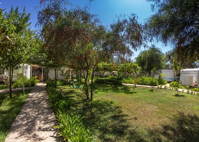 S3 Seahorse Club Hotel