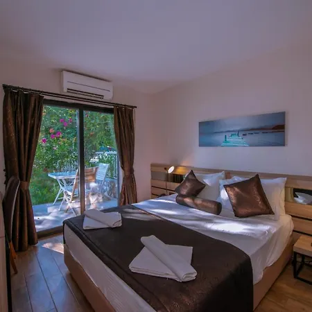 S3 Seahorse Club Hotel 3*